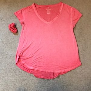 a v-neck american eagle t-shirt